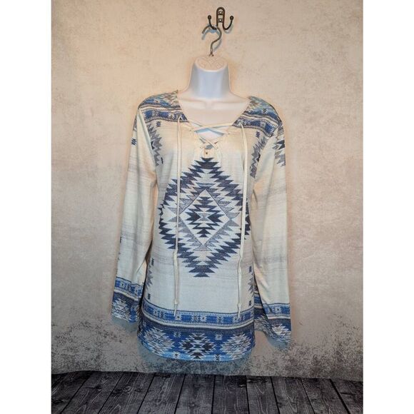 Long sleeved lace-up neckline tunic top 2X - Picture 1 of 4